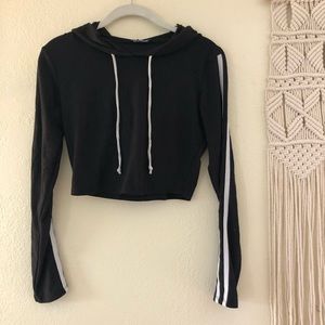 fashion nova cropped sweatshirt!